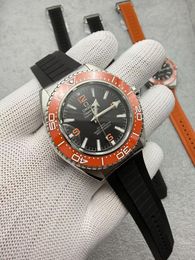 OMEGA Seamaster Planet Ocean 600M Co-Axial Master Cortina Watch Ceramic Bezel Men's Watch Stainless Steel Case Silver Case New Black Caseaa