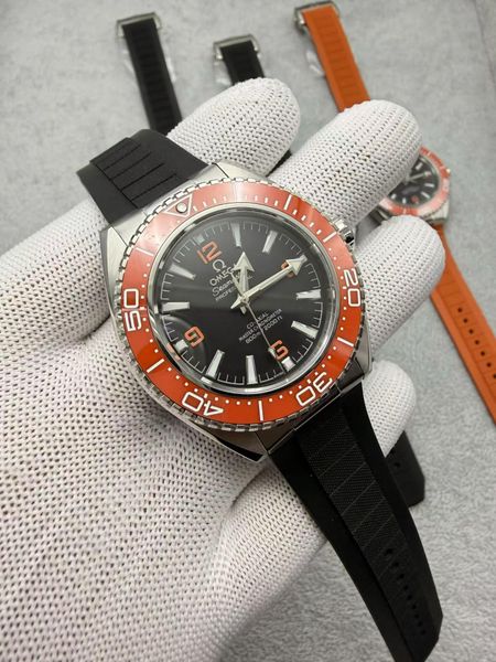 OMEGA Seamaster Planet Ocean 600M Co-Axial Master Cortina Watch Ceramic Bezel Men's Watch Stainless Steel Case Silver Case New Black Caseaa