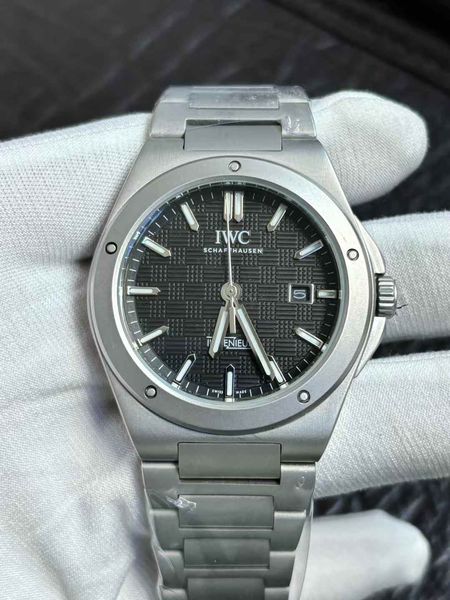 IWC Ingenieur Automatic Rhodium Dial Titanium Watch 40mm Stainless Steel Men's Watch Stainless Steel Case Silver Case New Black Case